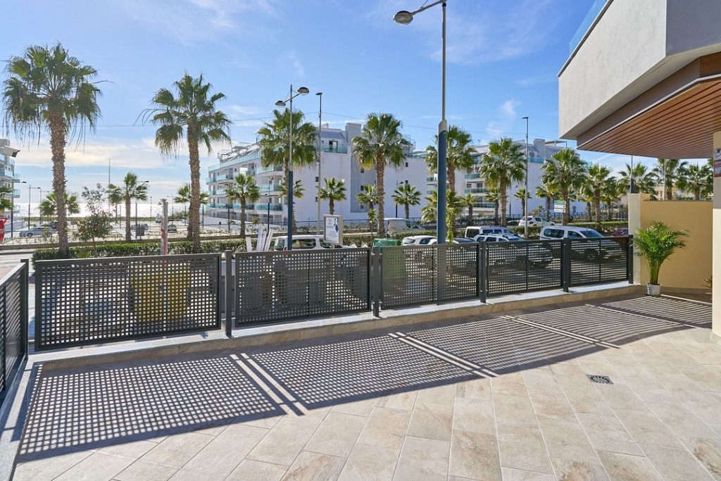 Imagen 2 de Piso en Venta en Torrox Málaga