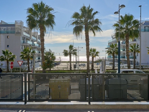 Imagen 1 de Piso en Venta en Torrox Málaga
