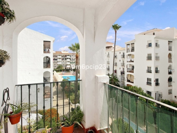 Imagen 2 de Apartamento en Venta en San Luis De Sabinillas Málaga