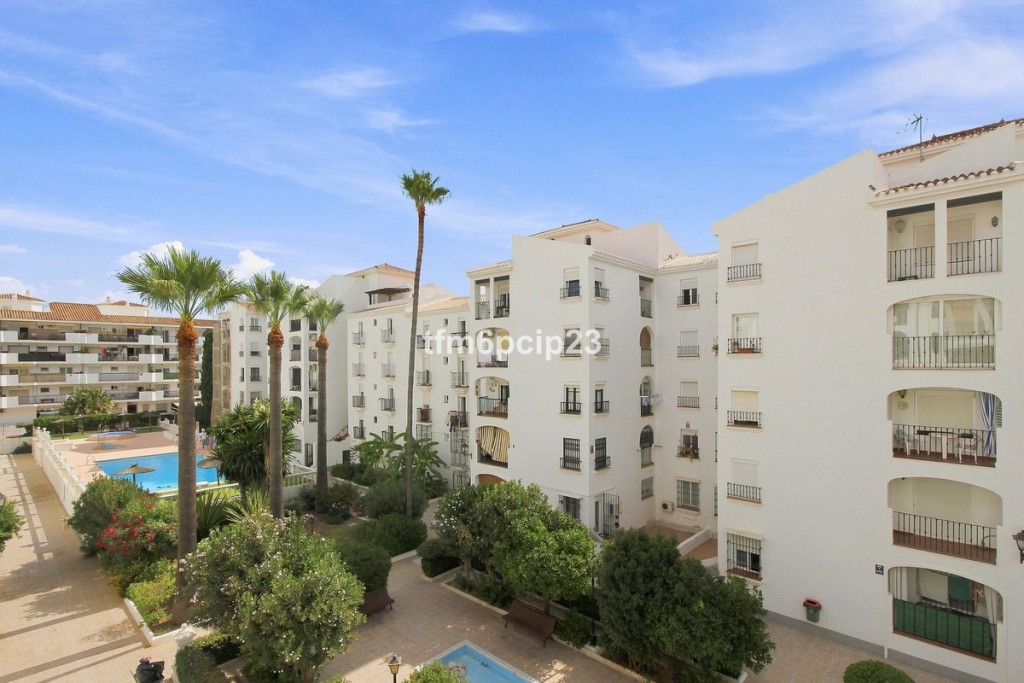Imagen 3 de Apartamento en Venta en San Luis De Sabinillas Málaga