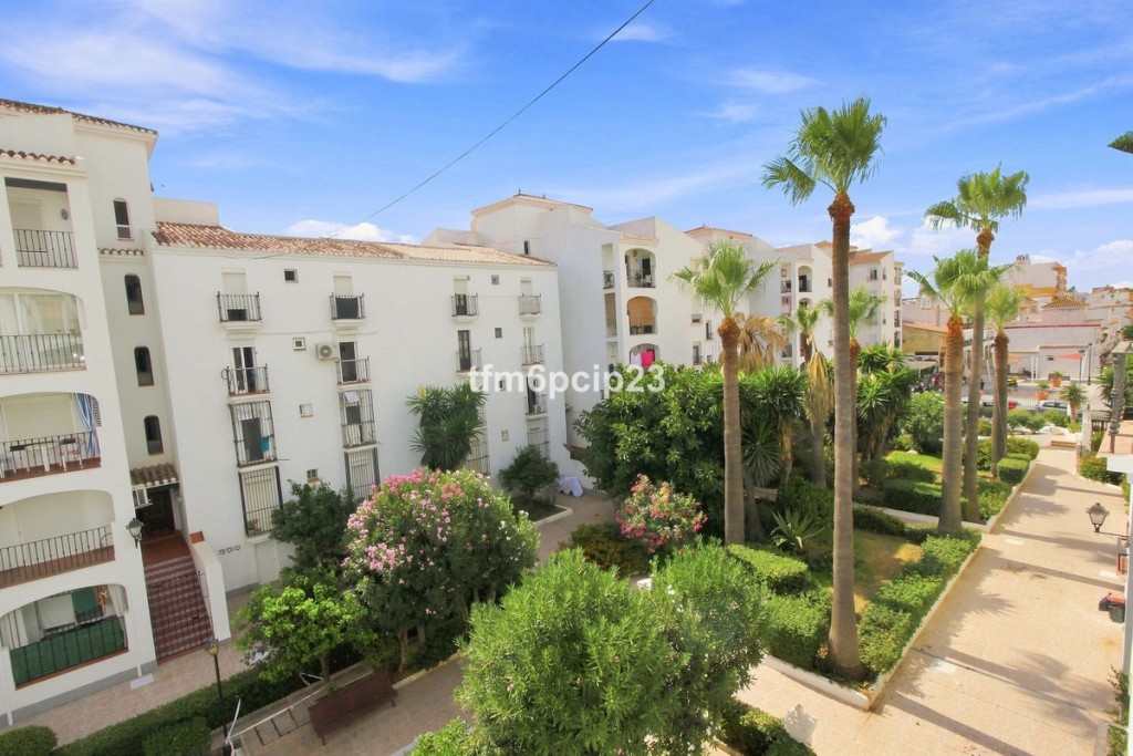 Imagen 4 de Apartamento en Venta en San Luis De Sabinillas Málaga