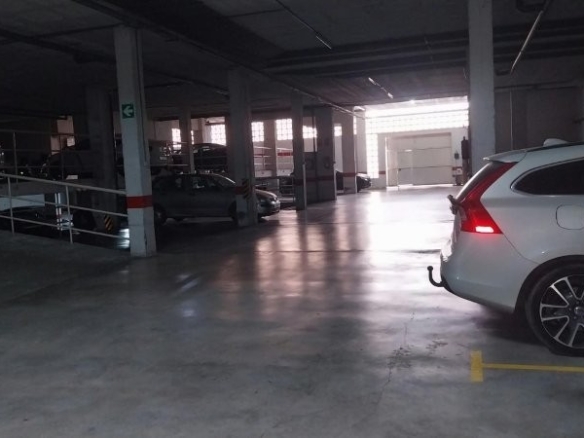 Imagen 2 de GARAJE EN VENTA EN MÁLAGA
