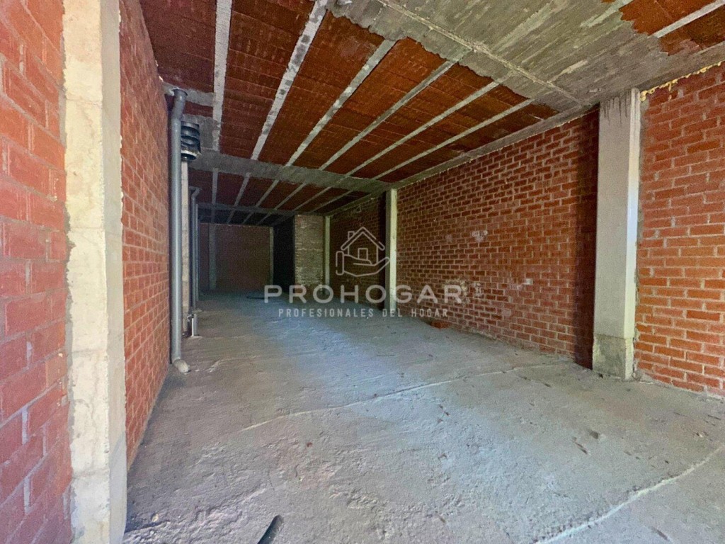 Imagen 1 de Venta de local en Colmenar viejo
