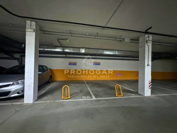 con plaza de garaje