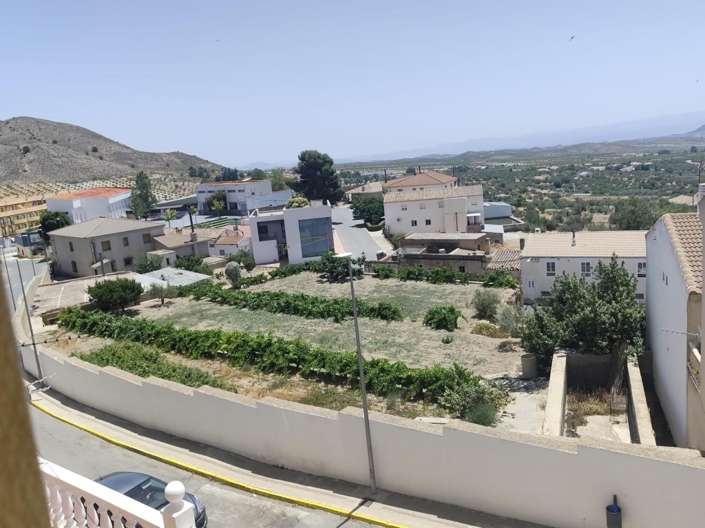 Imagen 2 de Gran casa de pueblo con finca privada en el corazón de Oria