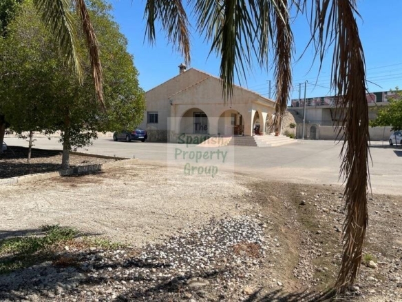 Imagen 1 de Venta de villa en Crevillente
