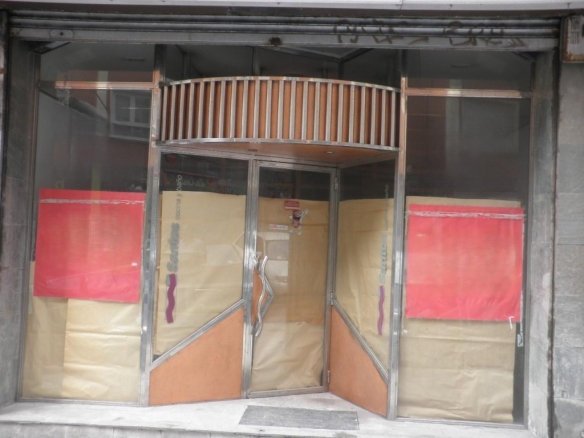 Imagen 2 de Amplio local de dos niveles en venta Santander