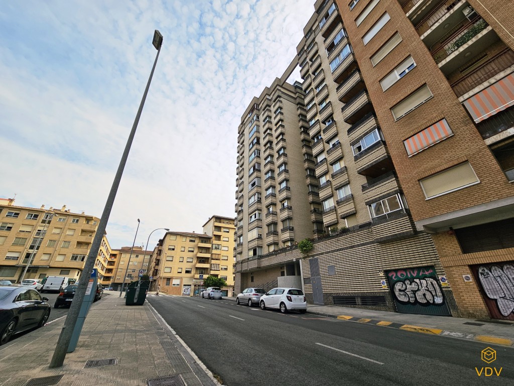 Imagen 1 de Piso en Venta en Pamplona Navarra AZPILAGAÑA