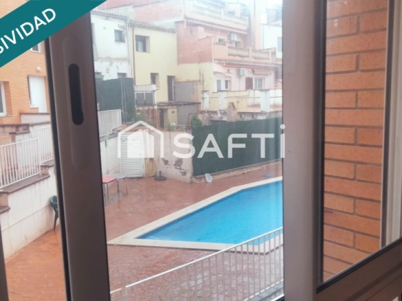 Imagen 2 de ESPECTACULAR TRIPLEX CÉNTRICO CON GARAJE Y TERRAZAS SOLARIUM