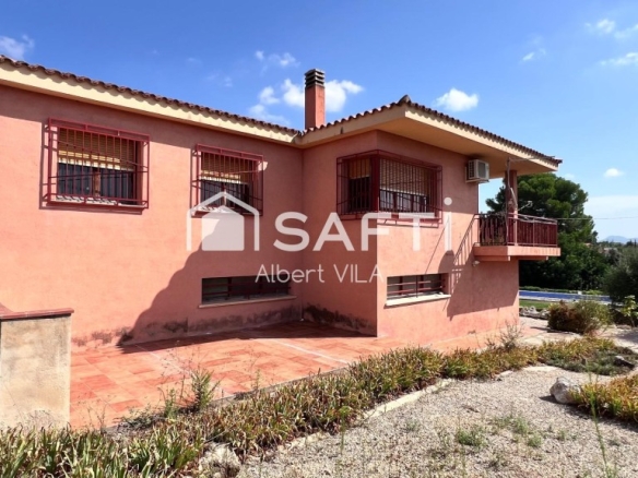 Imagen 4 de Finca rústica con chalet y piscina en Valls