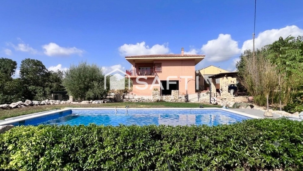 Imagen 1 de Finca rústica con chalet y piscina en Valls