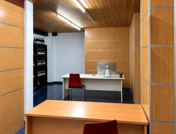 Imagen 4 de LOCAL COMERCIAL CON CABRETE EN TORRELAVEGA