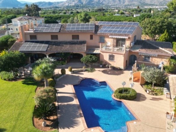 Imagen 2 de Casa-Chalet en Venta en Alicante Alicante