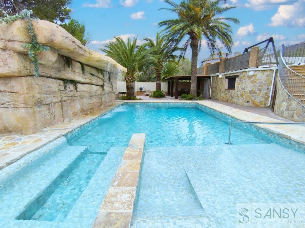 Imagen 1 de Casa-Chalet en Venta en Alicante Alicante