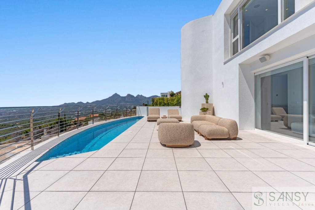 Imagen 1 de Casa-Chalet en Venta en Alicante Alicante