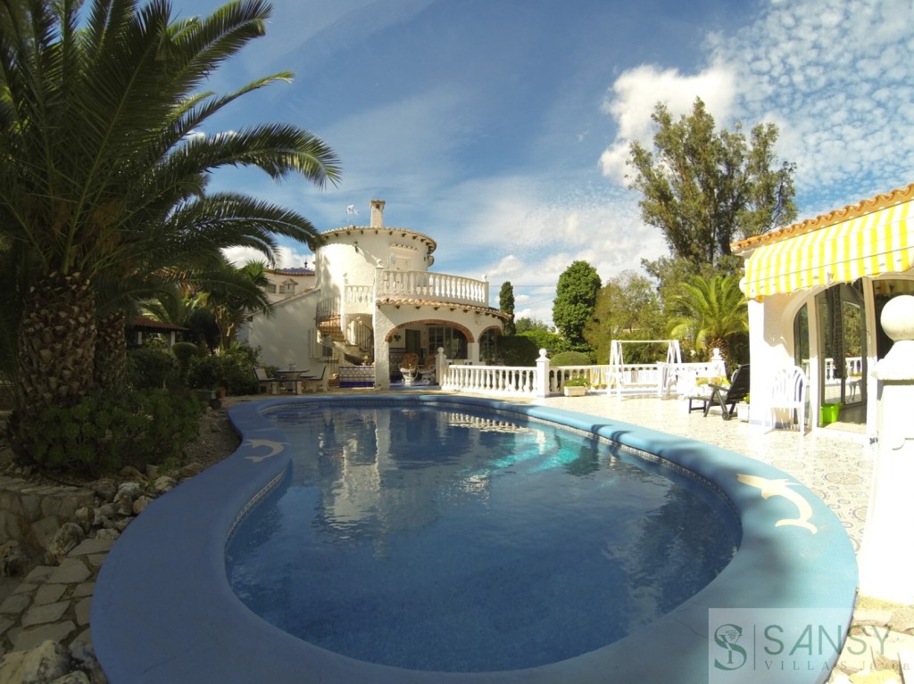 Imagen 1 de Casa-Chalet en Venta en Alicante Alicante
