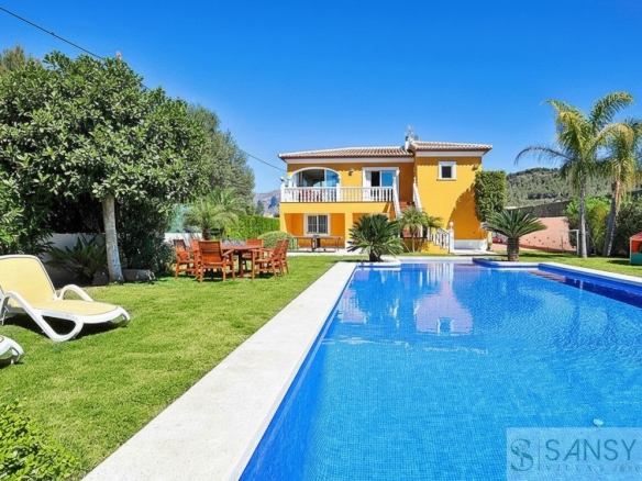 Imagen 1 de Casa-Chalet en Venta en Javea/Xabia Alicante