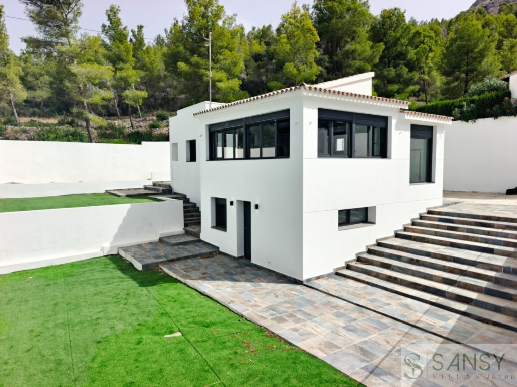 Imagen 2 de Casa-Chalet en Venta en Denia Alicante