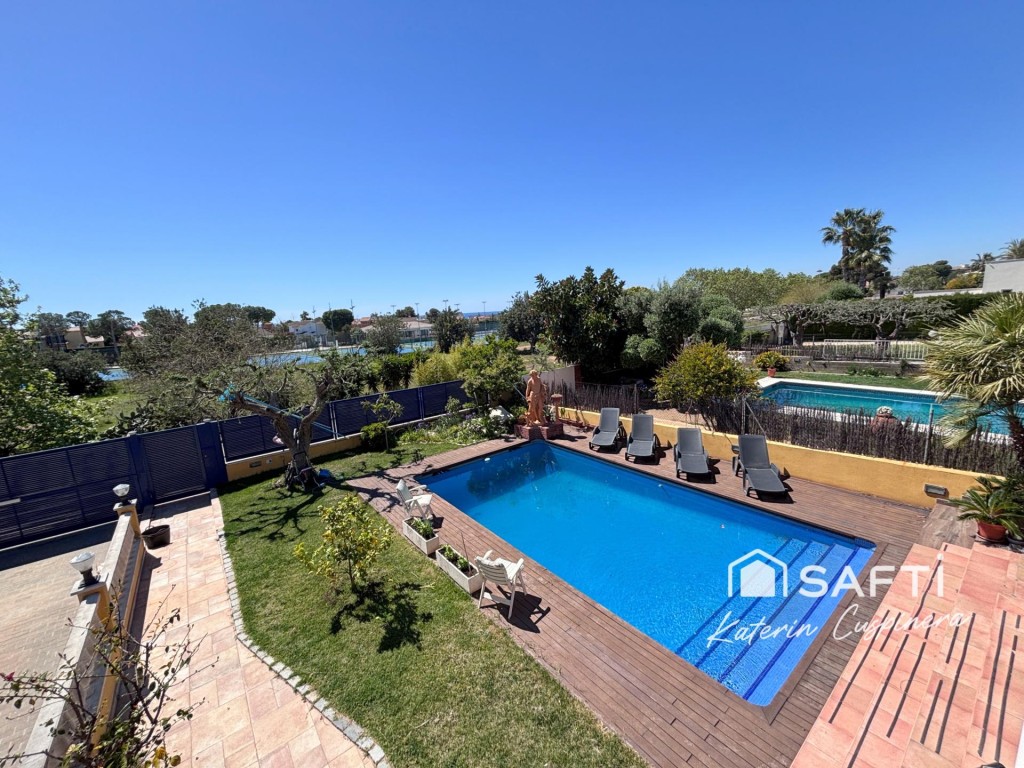 Imagen 3 de Elegante casa con Piscina en Calafell – Costa Dorada