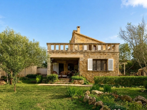 Imagen 1 de Finca mallorquina con más de 6.000 m² en Pòrtol
