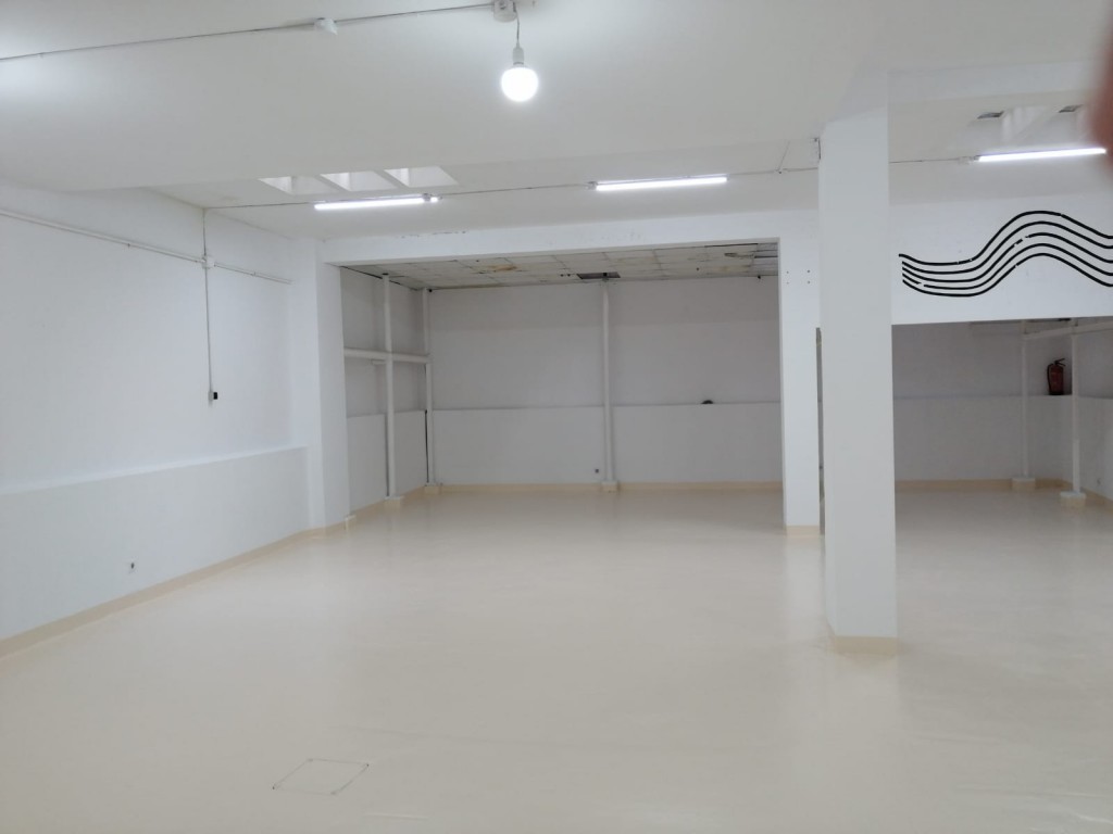 Imagen 4 de Local comercial en Venta en A Coruña La Coruña RONDA DE OUTEIRO