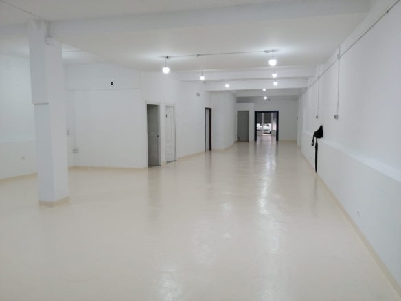 Imagen 1 de Local comercial en Venta en A Coruña La Coruña RONDA DE OUTEIRO