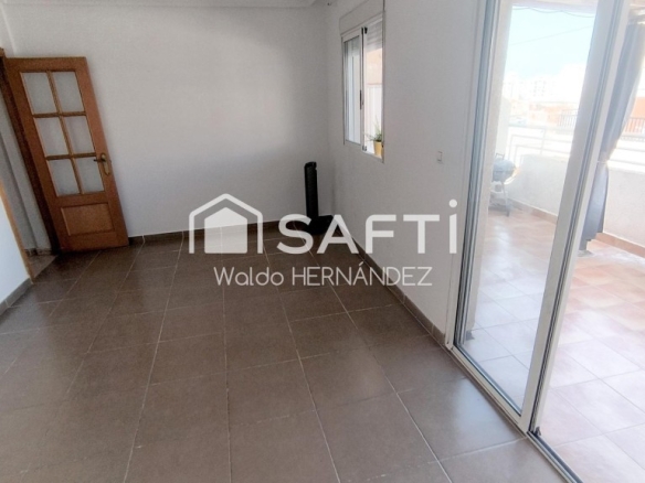 Imagen 3 de EL PISO QUE ESTÁS BUSCANDO EN EL CENTRO DE TORREVIEJA