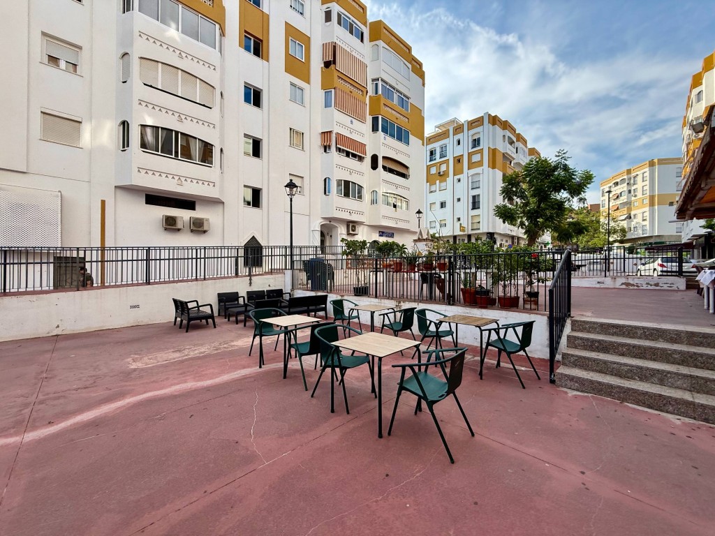 Imagen 1 de Local comercial en Venta en Benalmadena Málaga