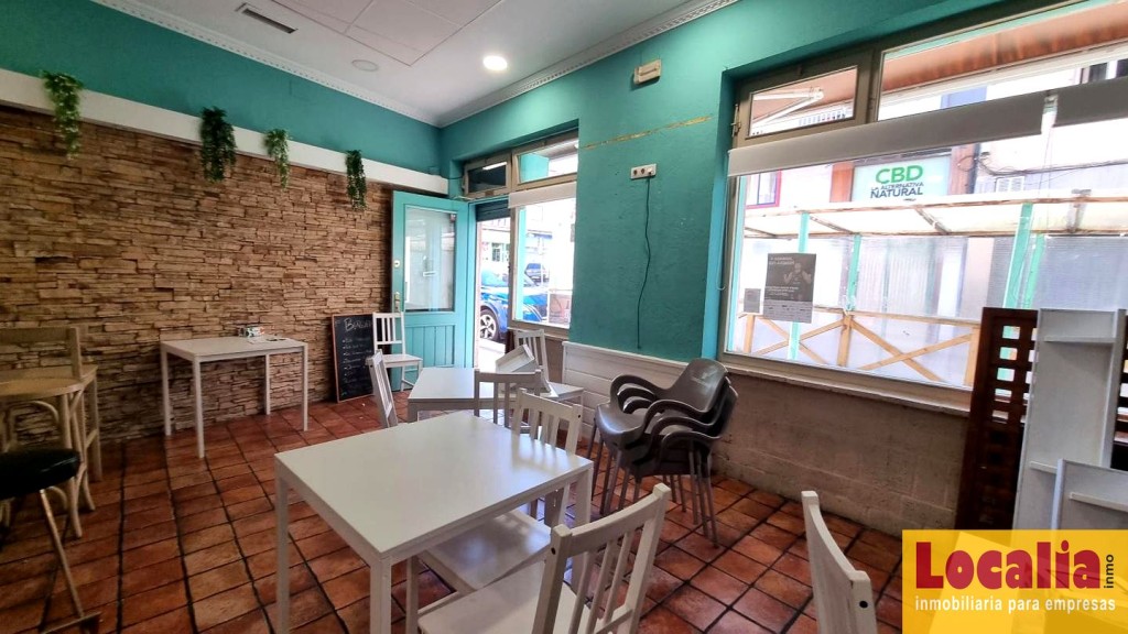 Imagen 4 de Bonito bar en centro Torrelavega