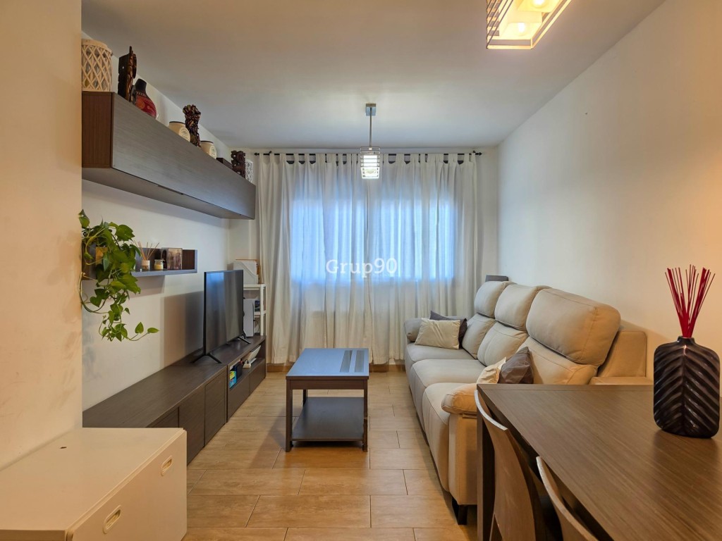 Imagen 2 de ¡ACOGEDORA PLANTA BAJA EN ALCARRÀS!