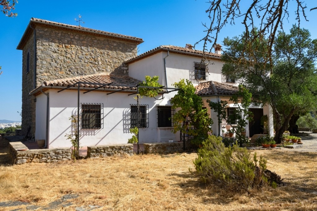 Imagen 1 de Casa de campo-Masía en Venta en Ronda Málaga