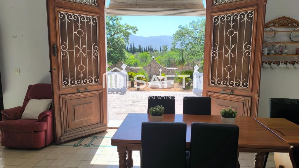 Imagen 2 de VILLA DE VISTABELLA DEL SIGLO XIX UBICADA EN FINCA URBANA DE 8.339 M2.