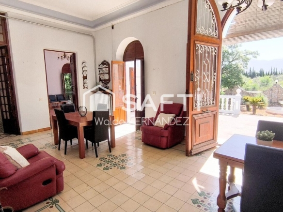 Imagen 4 de VILLA DE VISTABELLA DEL SIGLO XIX UBICADA EN FINCA URBANA DE 8.339 M2.