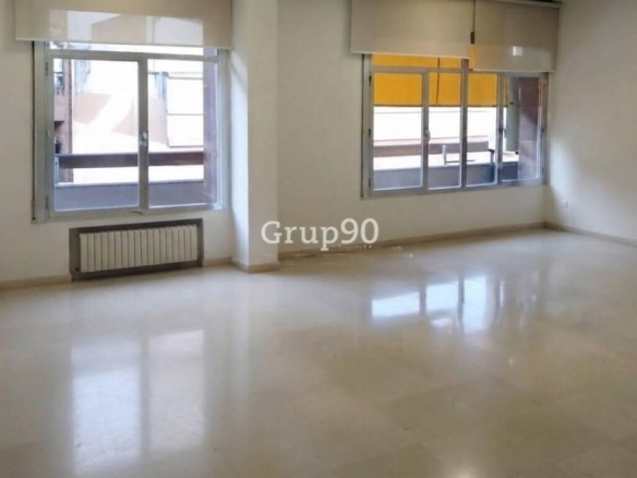 Imagen 2 de ? Crea la piso de tus sueños en el corazón de Lleida