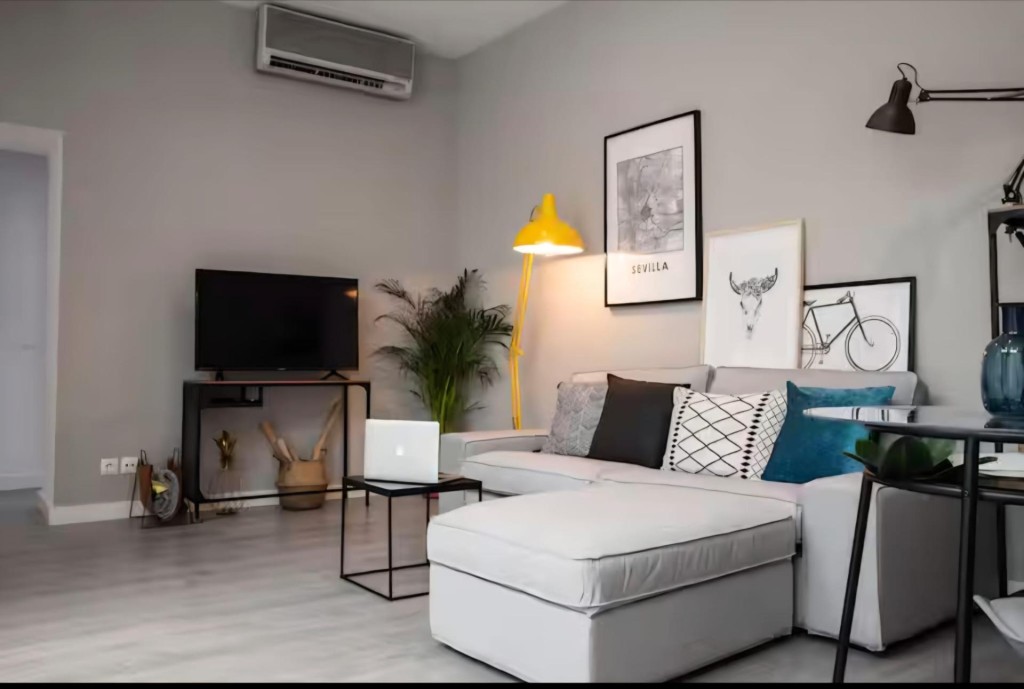 Imagen 1 de Apartamento en pleno Barrio Santa Cruz con Licencia Turística