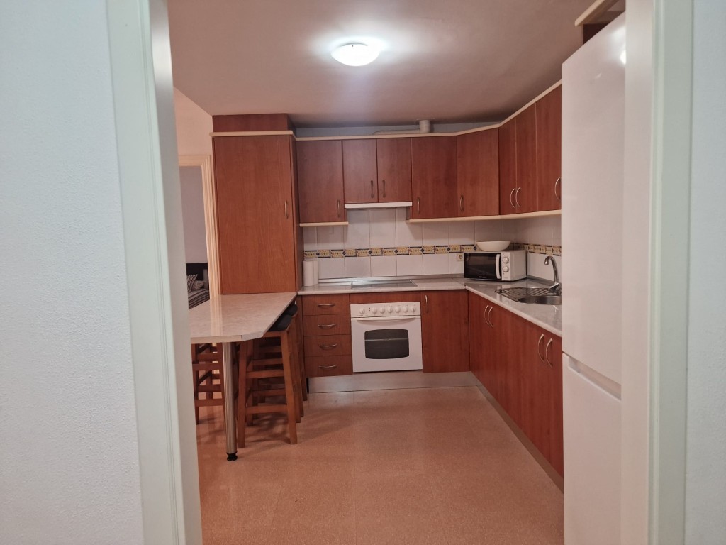 Imagen 4 de PISO EN ALQUILER EN CENTRO DE SABINILLAS