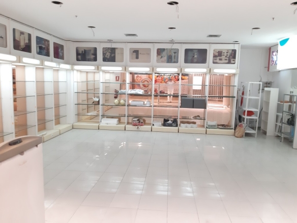 Imagen 4 de Local comercial en Alquiler en Vigo Pontevedra