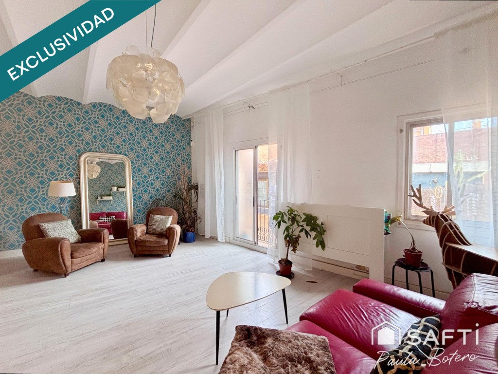 Imagen 1 de Loft con encanto en El Raval – amueblado y listo para entrar a vivir