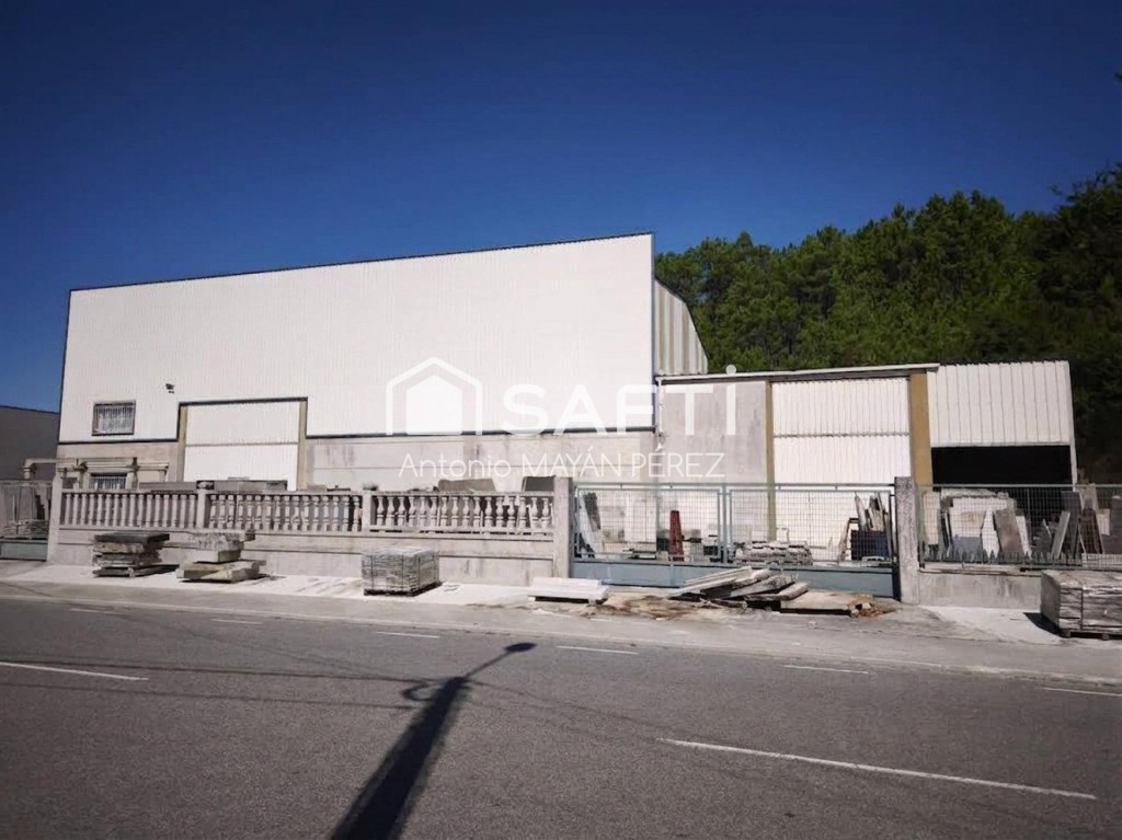 Imagen 2 de NAVE INDUSTRIAL EN ALQUILER EN NOIA