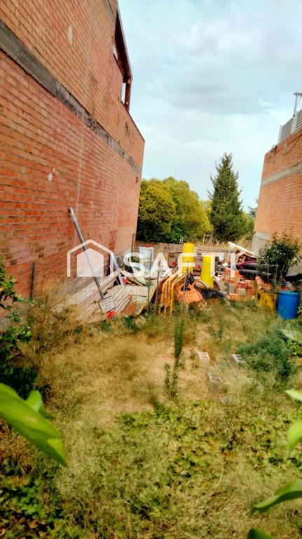 Imagen 4 de ¡SOLAR URBANO EN VENTA EN SANT PERE DE RIUDEBITLLES!