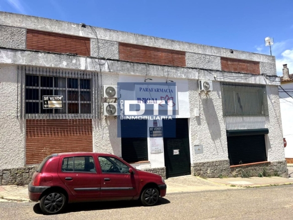 Imagen 2 de LOCAL-NAVE COMERCIAL EN VENTA EN CORTEGANA – 327 M² ÚTILES