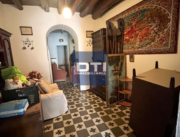 Imagen 4 de CASA EN EL CENTRO DE ARACENA DE 3 DORMITORIOS Y VISTAS A LA IGLESIA (HUELVA)