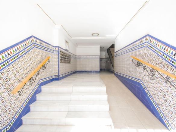 Imagen 3 de Bonita vivienda reformada con patio privado en Plaza del Generalife