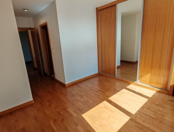 Imagen 3 de Piso en Venta en Naron La Coruña Ref: 438479