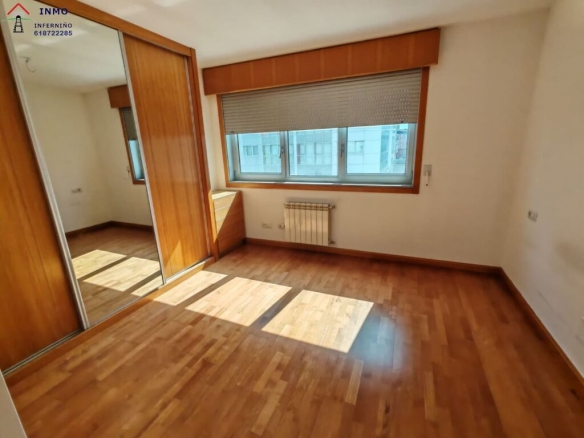 Imagen 4 de Piso en Venta en Naron La Coruña Ref: 438479