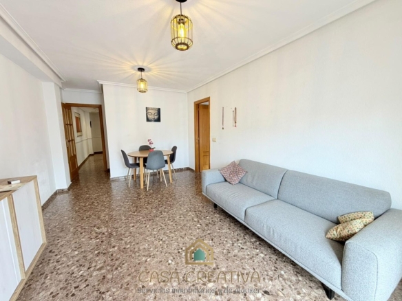 BALCÓN Y ASCENSOR – 197.000 €