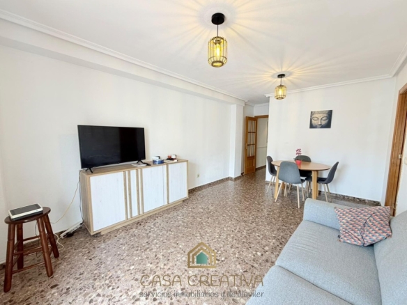 BALCÓN Y ASCENSOR – 197.000 €
