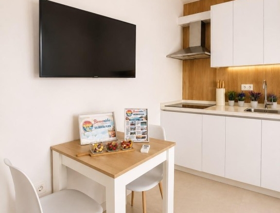 Imagen 3 de COQUETO APARTAMENTO EN LA GUARDIA-SALOBREÑA