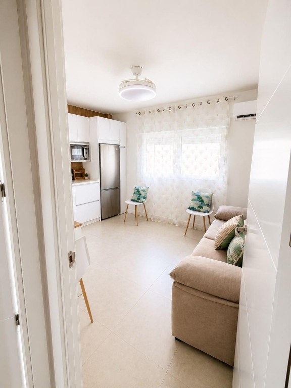 Imagen 1 de COQUETO APARTAMENTO EN LA GUARDIA-SALOBREÑA