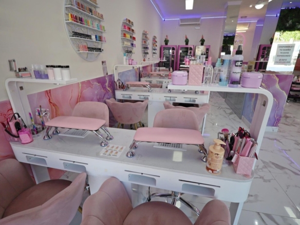 Imagen 4 de Local comercial en Venta en Benalmadena Málaga